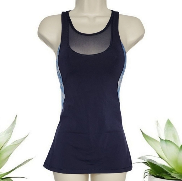 🔥Lululemon Athletica Navy Top Size 2 - Picture 1 of 9